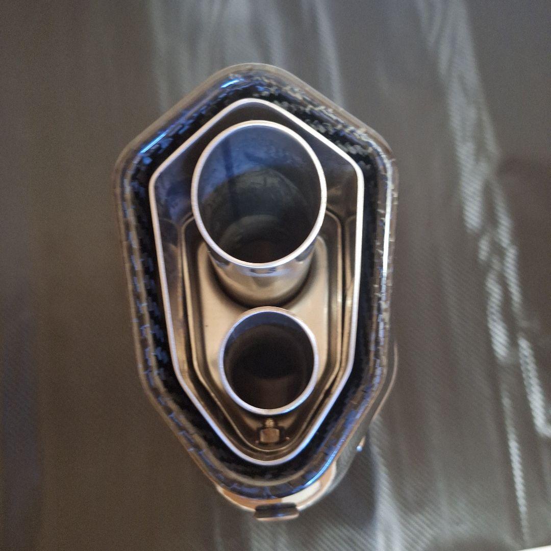 新品未使用　LCIPARTS カーボンツインエンドサイレンサー