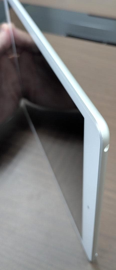 【正常動作品】iPad 第8世代 32GBシルバー WiFi MYLA2J/A