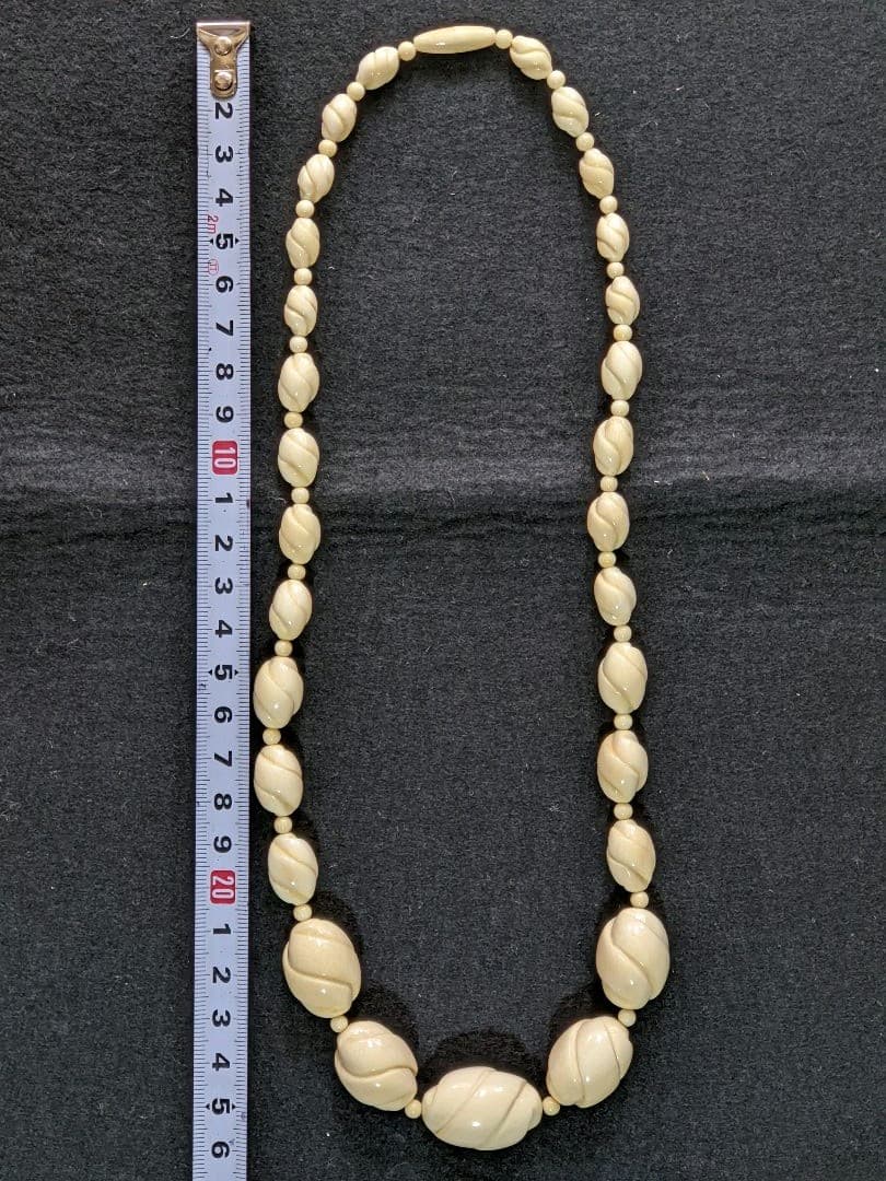 ♦？鹿角？骨？鯨歯の牙彫り 工芸品 ネックレス 宝飾品 貴金属 骨董品