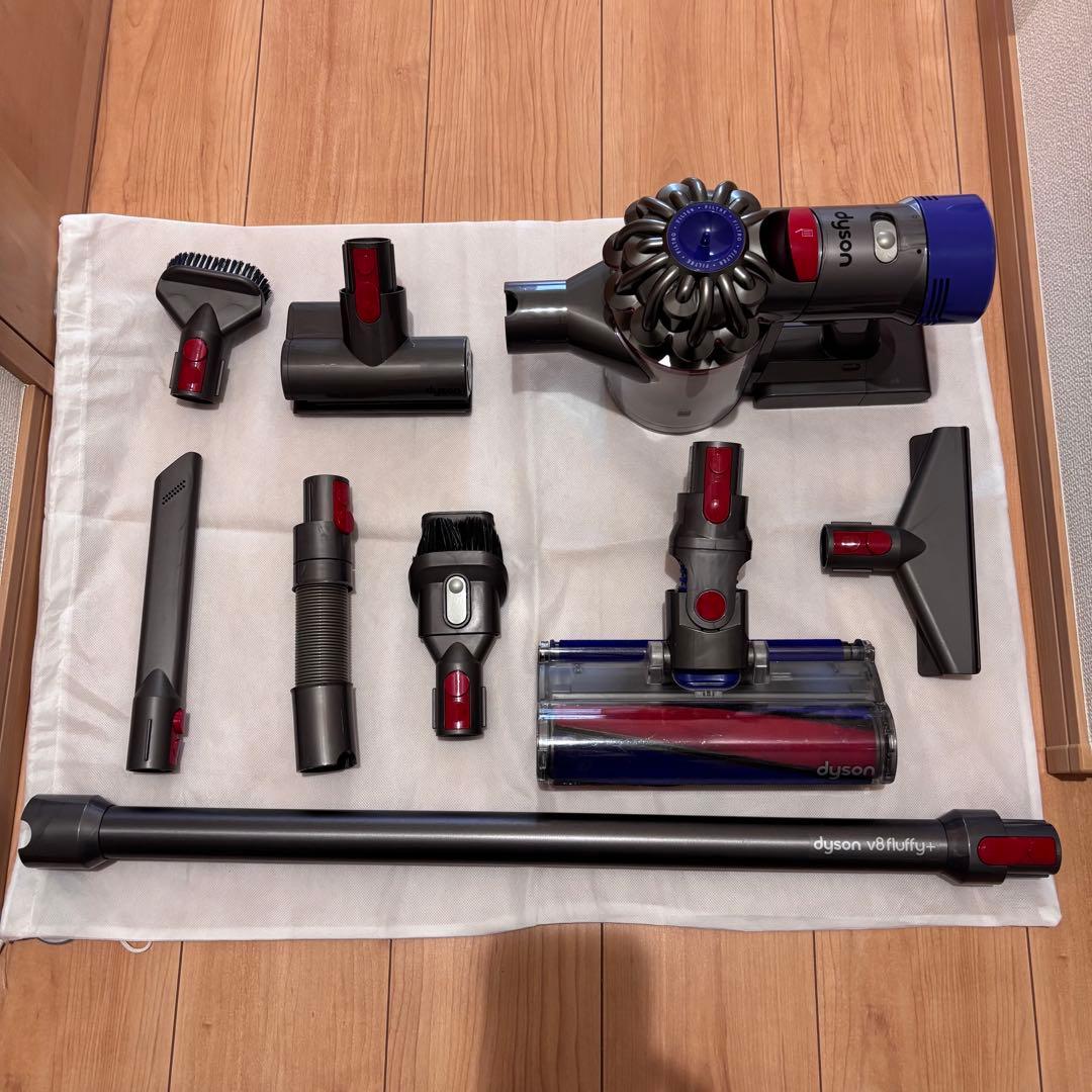 Dyson V8 Fluffy+ スタンド付