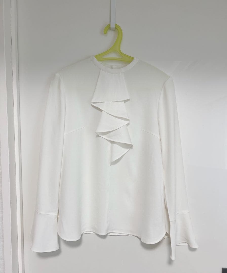 アルアバイル　ルルウィルビー ラッフルスタンドブラウス