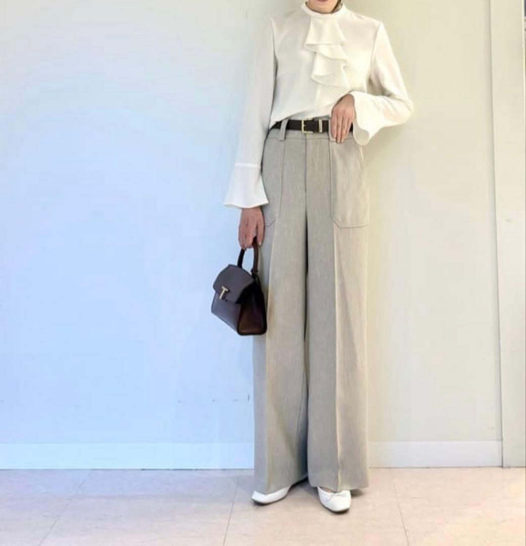 アルアバイル　ルルウィルビー ラッフルスタンドブラウス