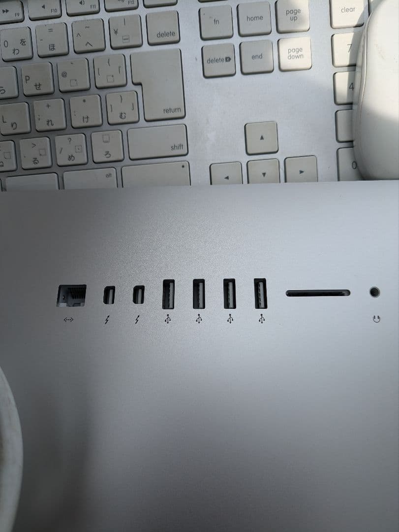 Apple iMacキーボードやマウス付き２台セット