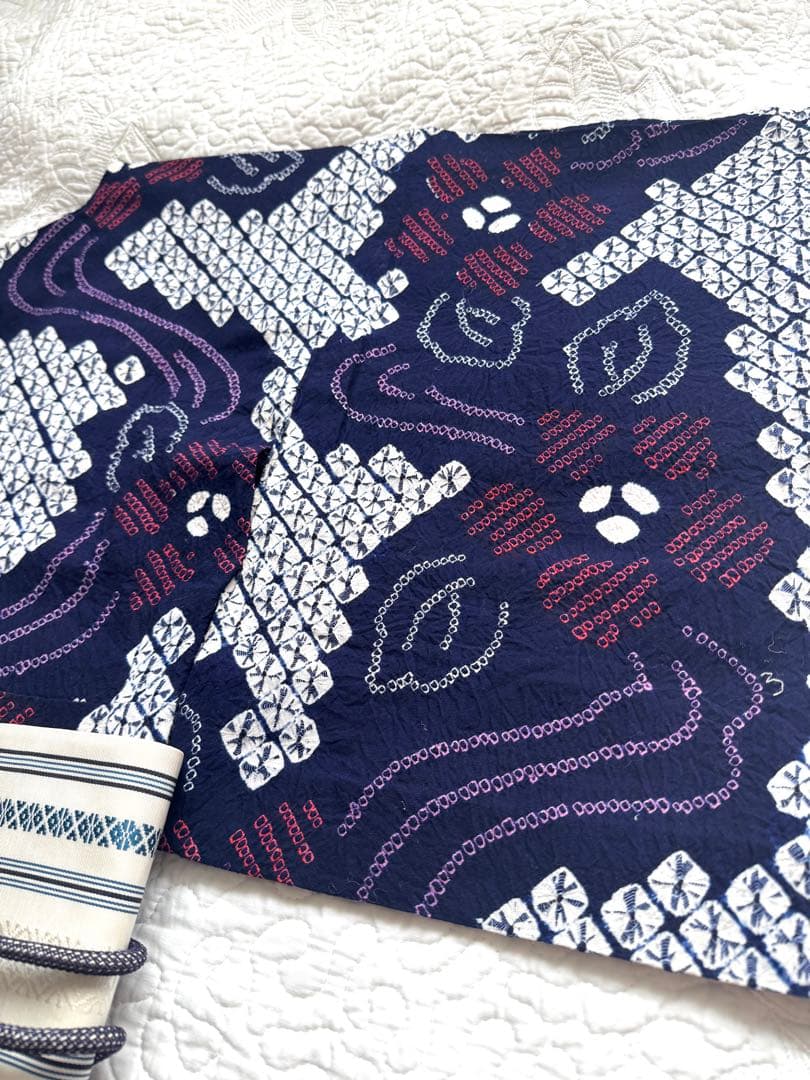 粋な大人の浴衣 高身長の方にも ◆ 有松絞り 流水花文 紫が効いたお洒落な色調