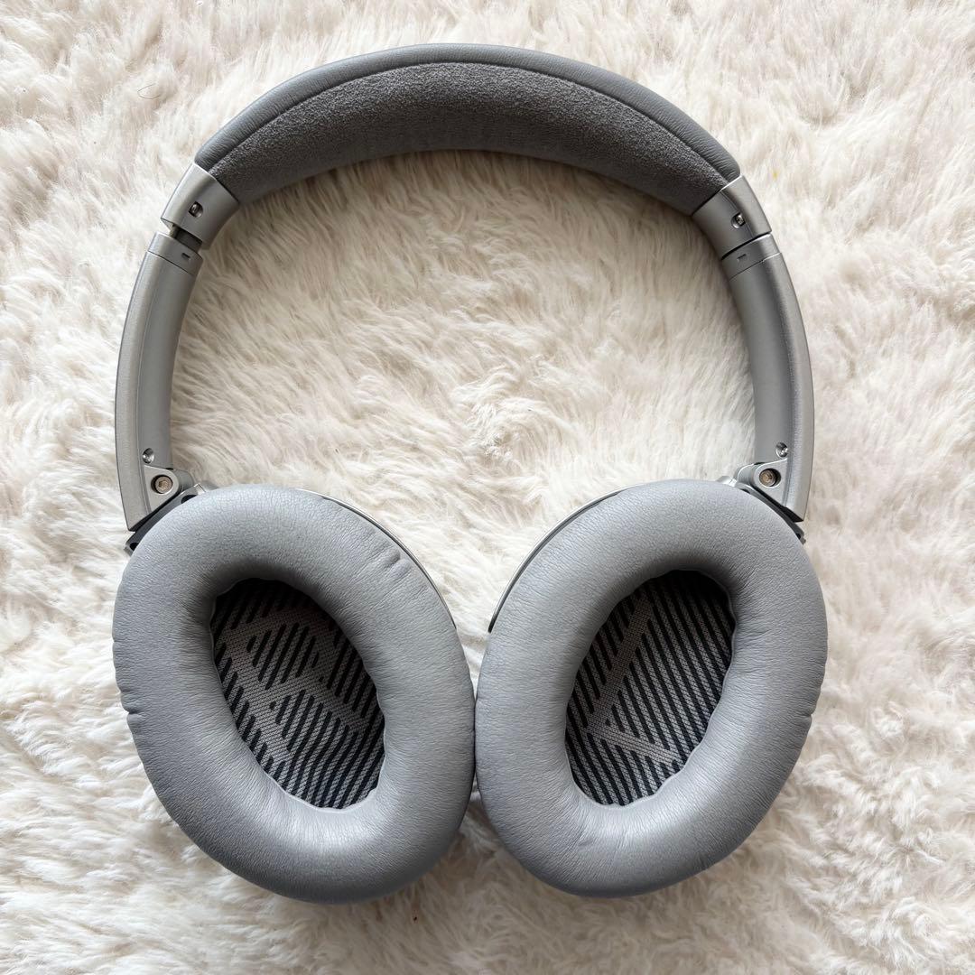 美品 廃盤カラー BOSE QUIETCOMFORT35 シルバー