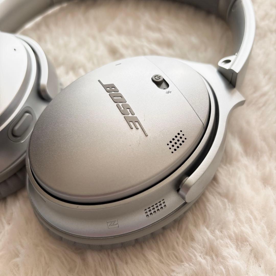 美品 廃盤カラー BOSE QUIETCOMFORT35 シルバー