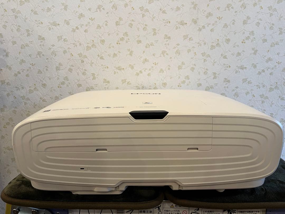 EPSON EH-TW8300 プロジェクター本体
