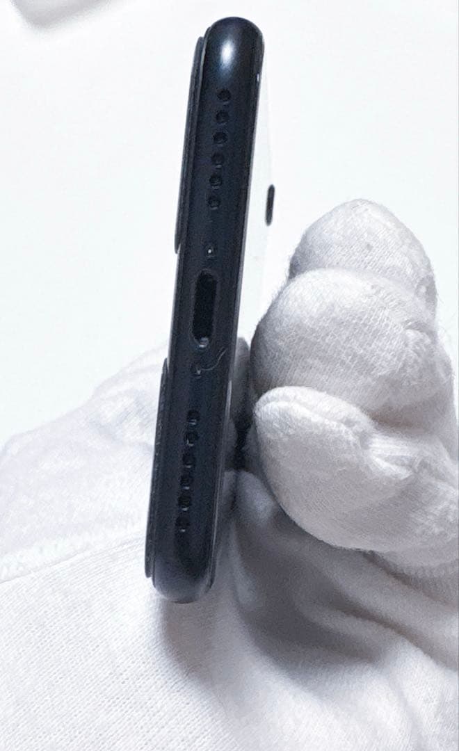 iPhone SE 64GB SIMフリー バッテリー100%初期化済