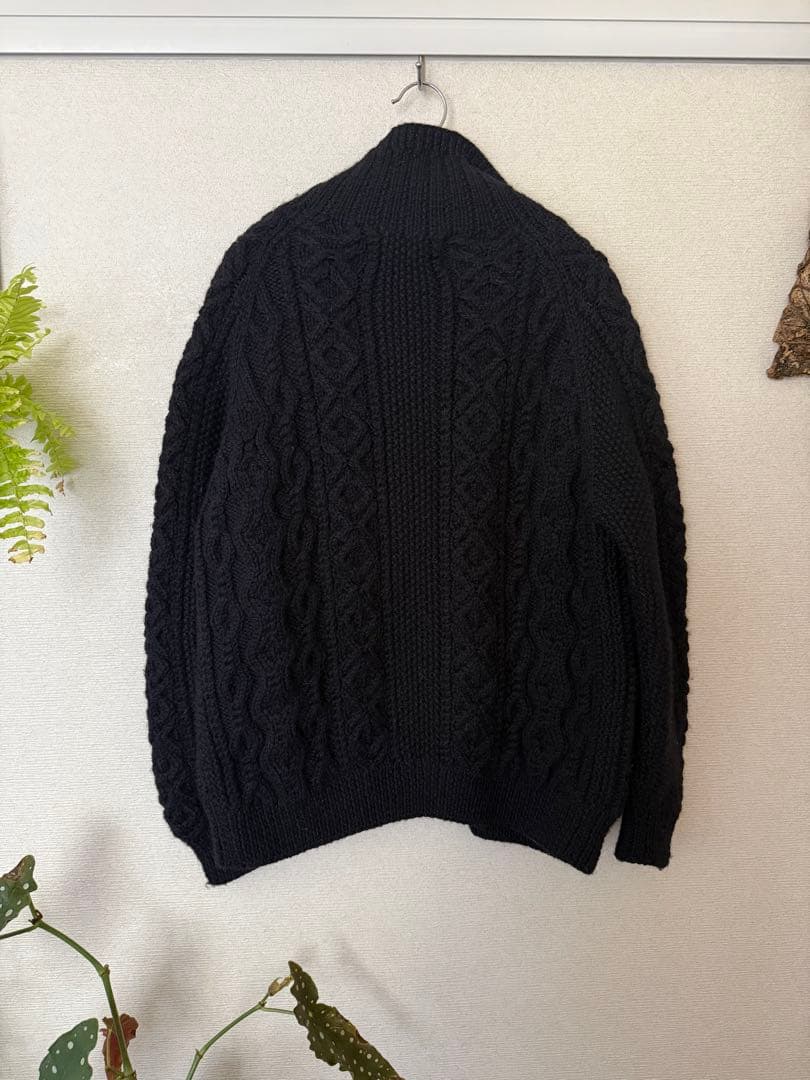 （本日限定価格）インバーアラン　ニットカーディガン　緑タグ（ボタン取れかけ）