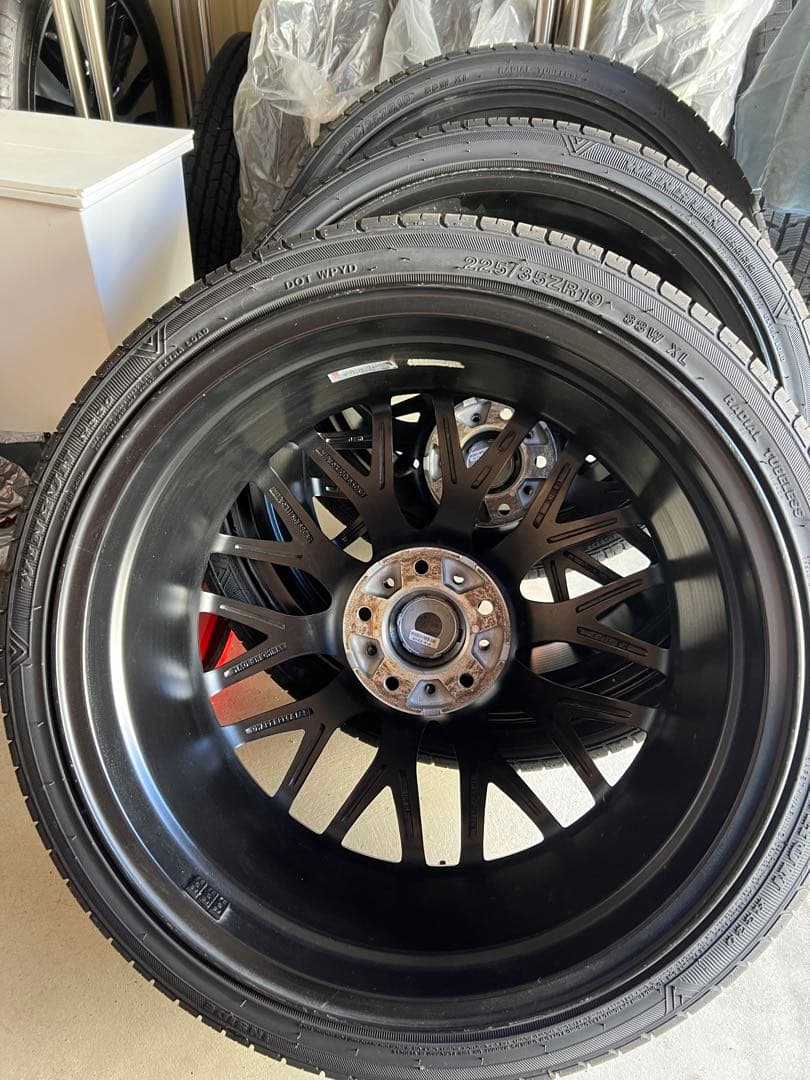 み*ー様 19インチ 225/35r19 ノア　ヴォクシー