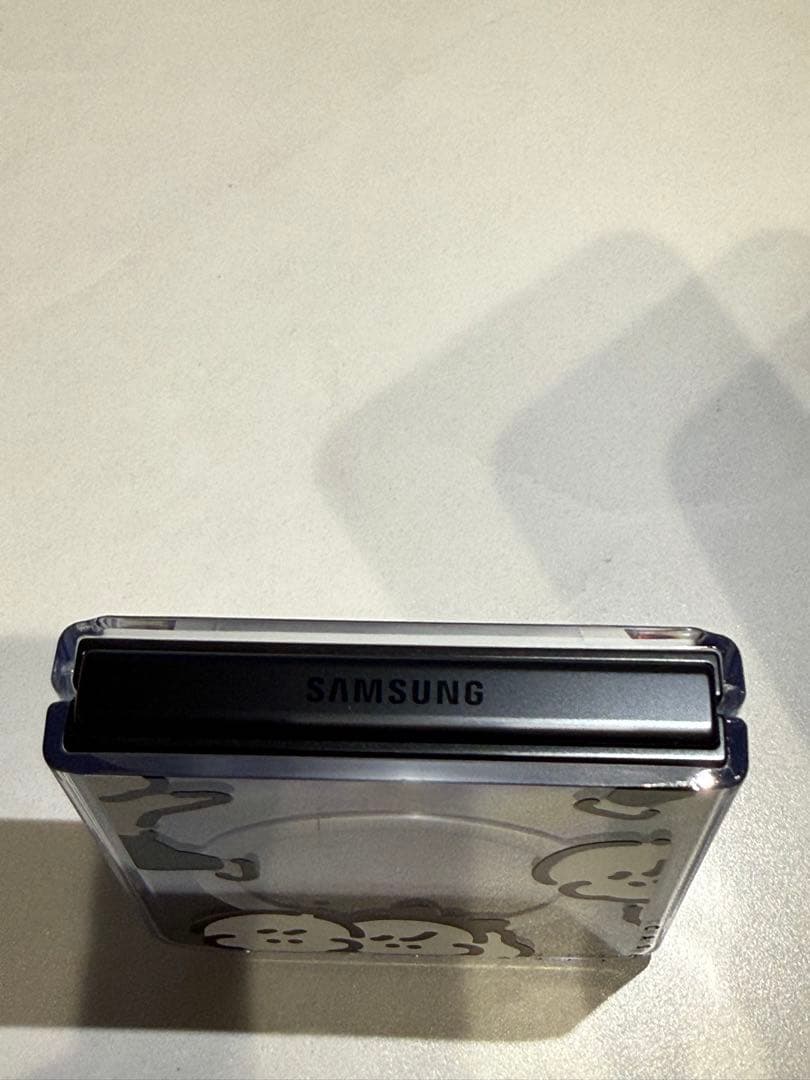 Galaxy Z Flip 7 256GB ブラックSIMフリー