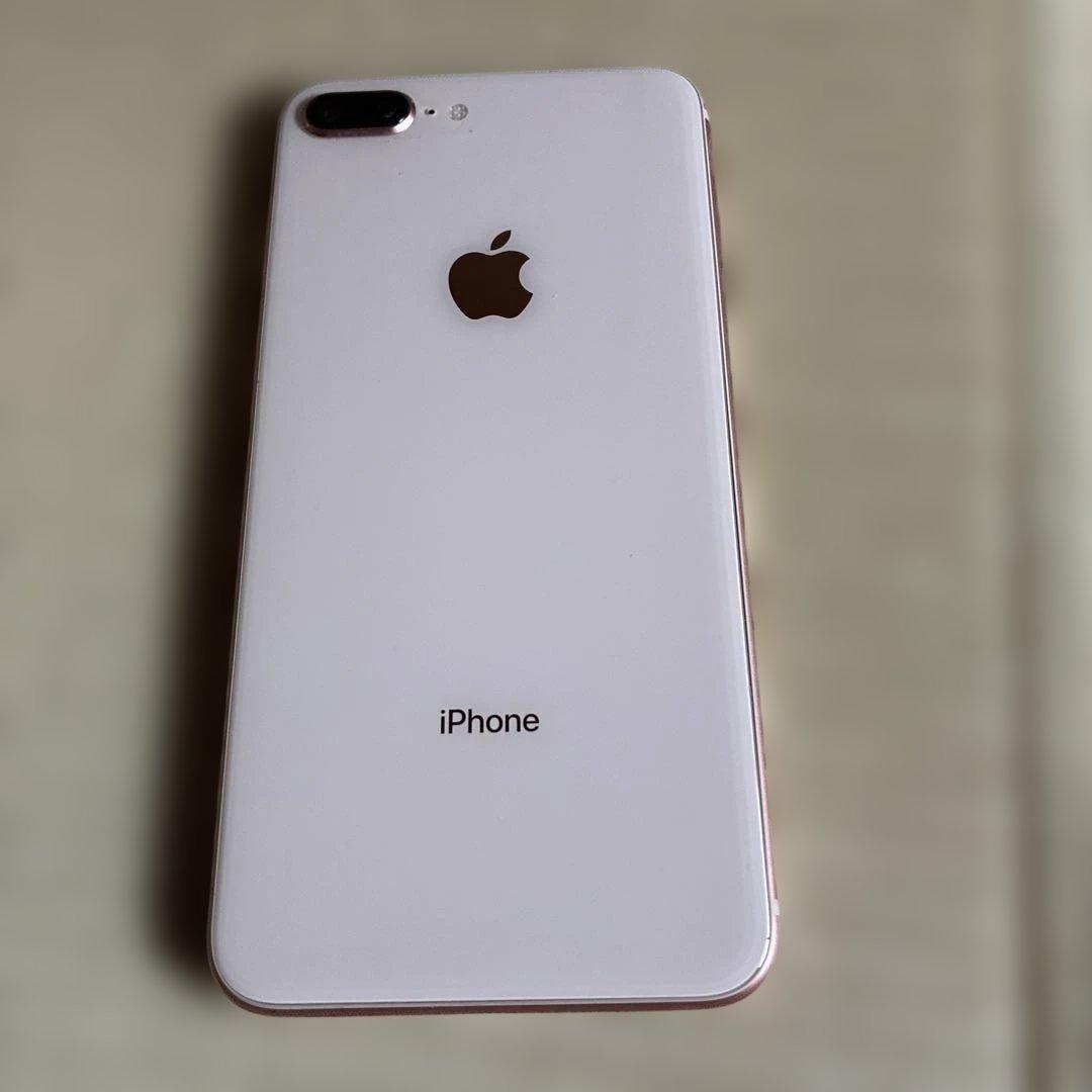 iPhone8Plus ゴールド　64GB バッテリー83%