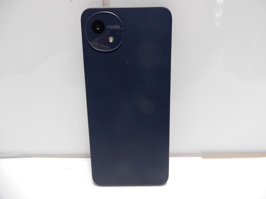 大人気　シャープ　SHARP AQUOS wish 4 ブラック 本体　スマホ