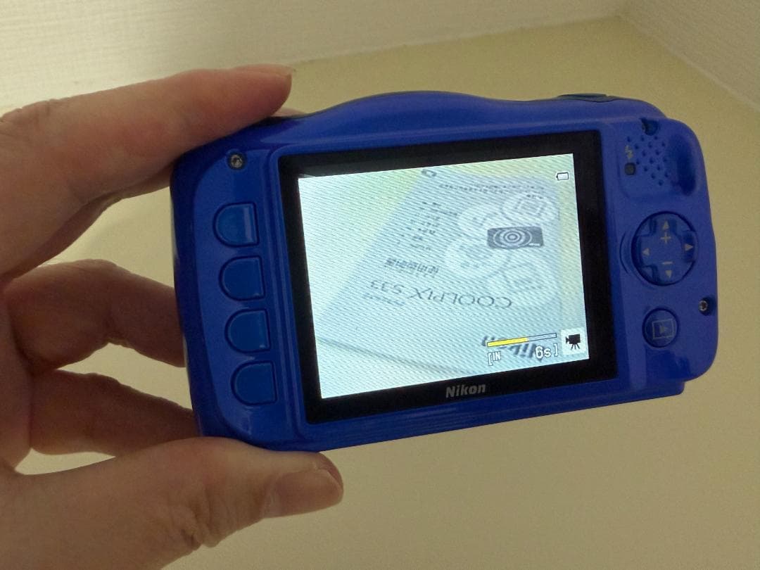 ニコン　Nikon COOLPIX S33 青 防水カメラ