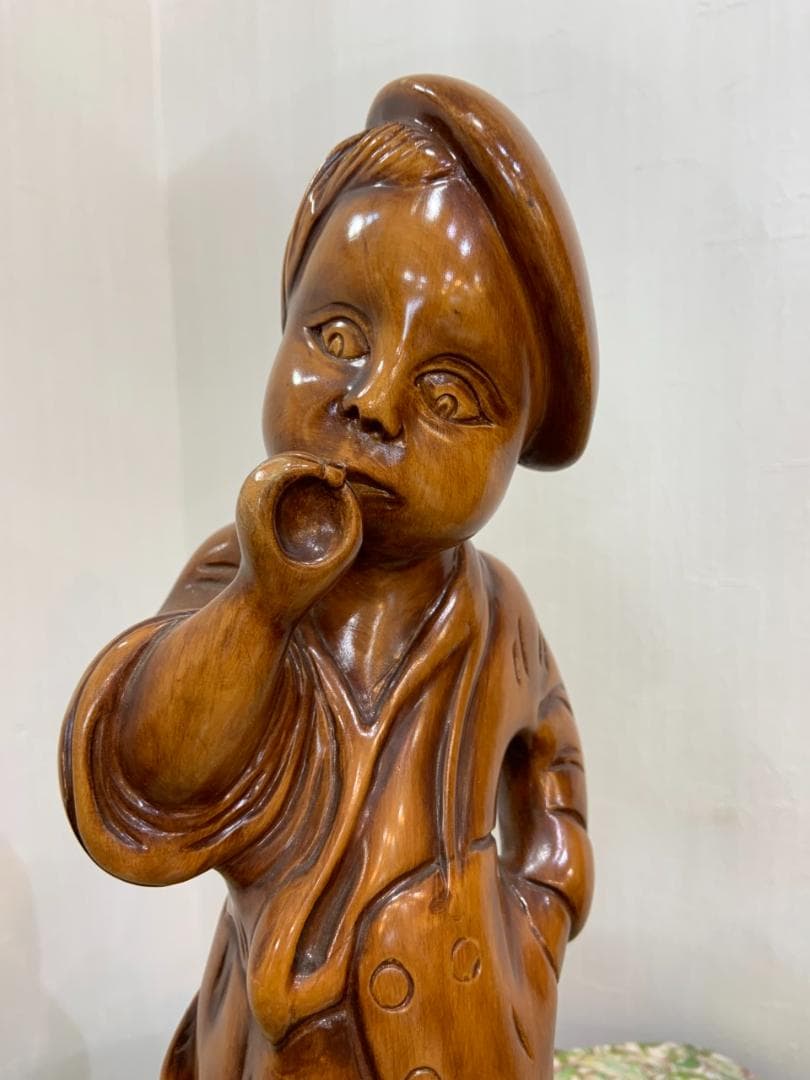 イタリア製 木彫り 置物 少年 男の子 アンテイーク ヨーロピアン