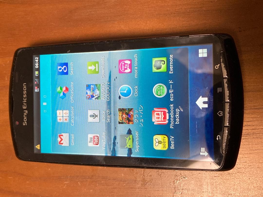 Xperia PLAY SO-01D　中古　状態悪い