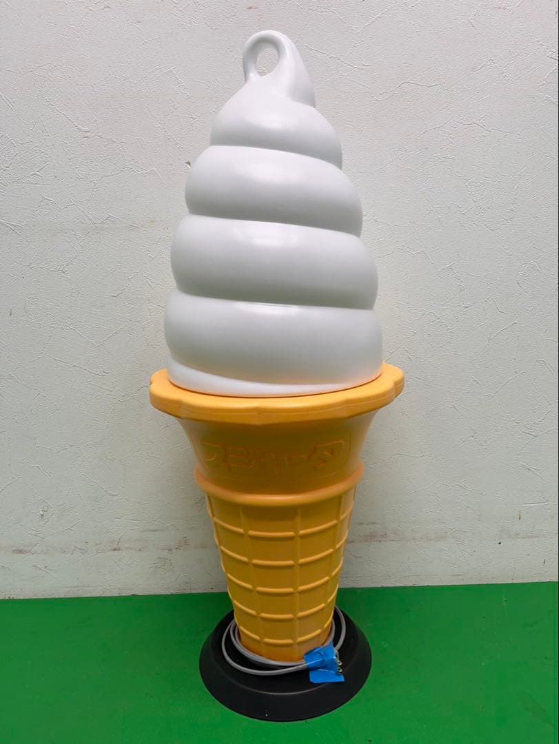 TOMI スジャータシルクアイス　ソフトクリームオブジェ あんどん大　点灯式