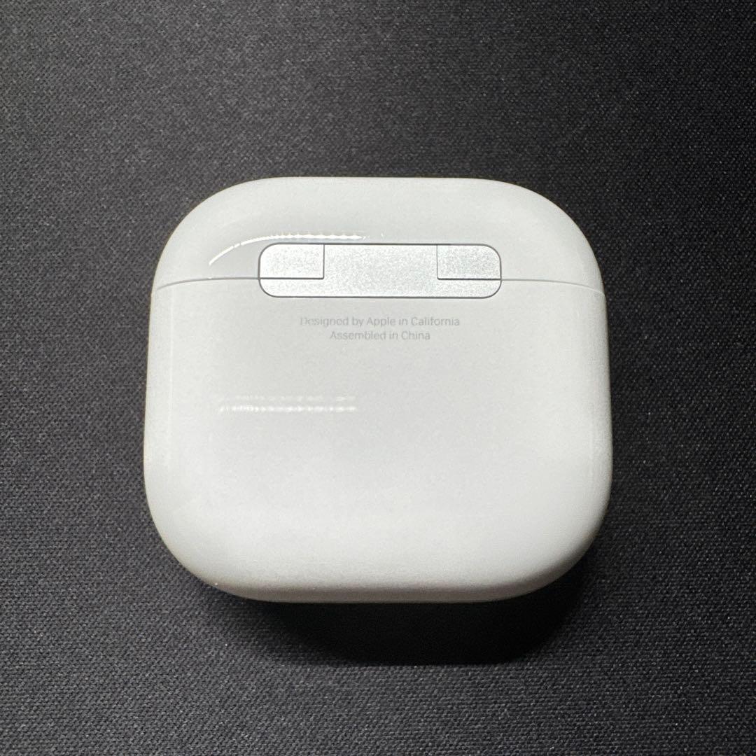 AirPods 4 ANC アクティブノイズキャンセリング搭載
