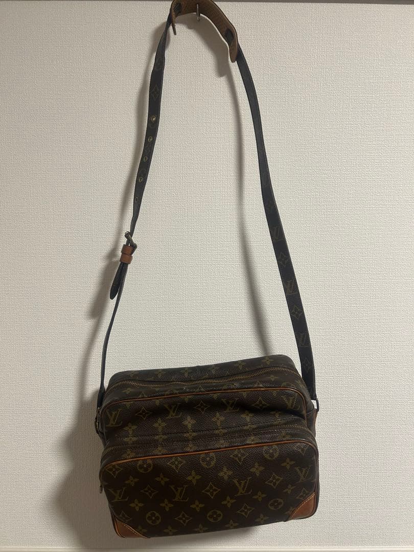 Louis Vuitton モノグラム ナイル