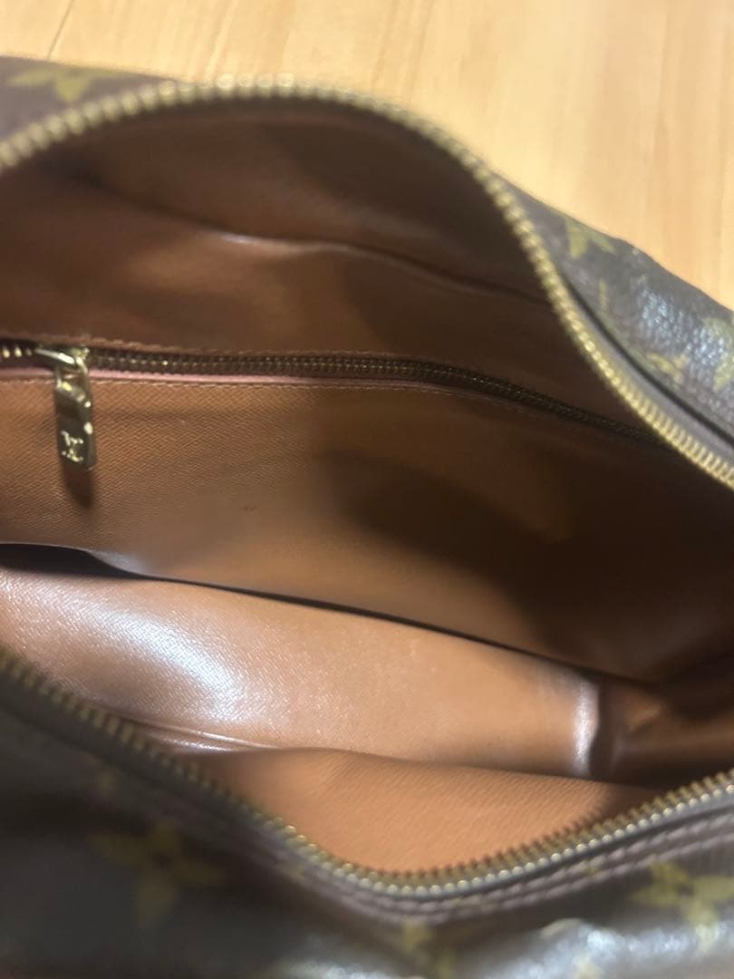 Louis Vuitton モノグラム ナイル