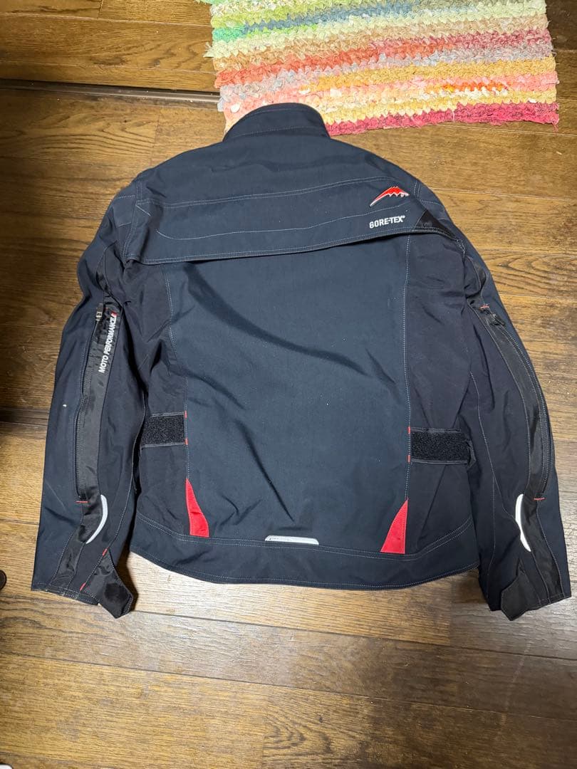 クシタニ　アロフト　サイズLL