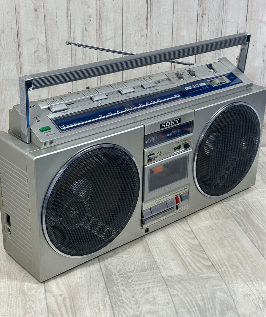 動作品　SONY ソニー ラジカセ CFS-77 昭和レトロ ラジオ　エナジー