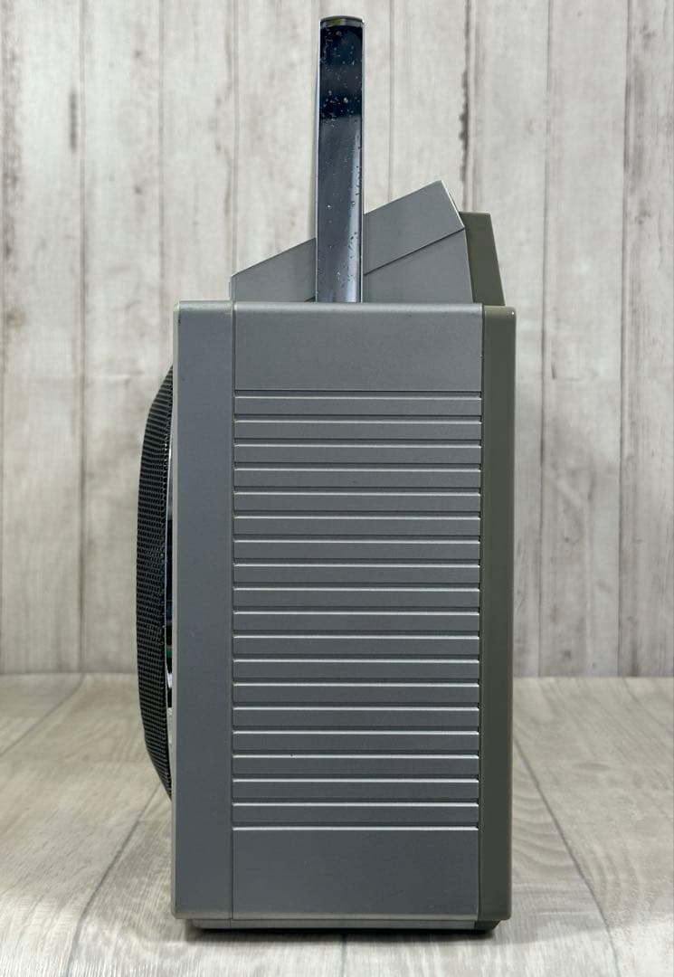 動作品　SONY ソニー ラジカセ CFS-77 昭和レトロ ラジオ　エナジー