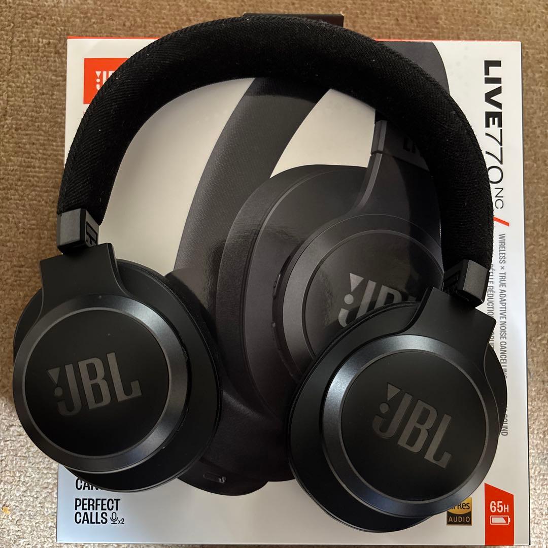 ヘッドホン JBL LIVE770