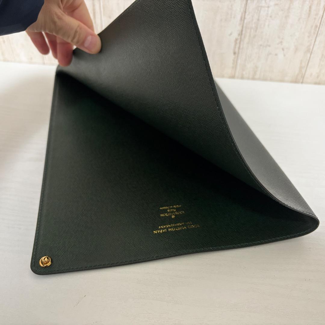 LOUIS VUITTON ルイヴィトン タイガ ファイルホルダー 書類カバー