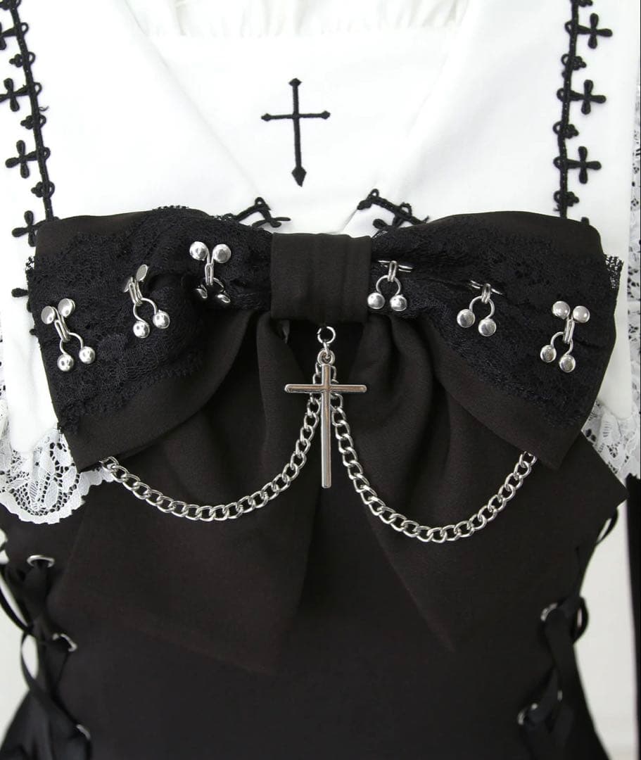 十字架クロススタッズチェーンレースアップフリルセーラーワンピース