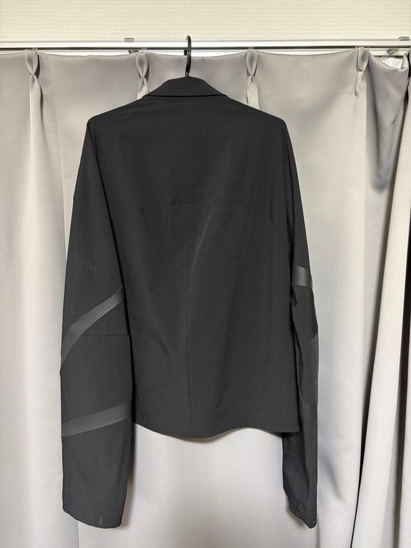 HELIOT EMIL ブラック Insterno シャツ