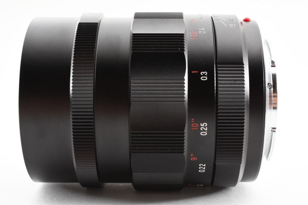 Voigtländer Nokton 25mm F0.95 M4/3 MFレンズ