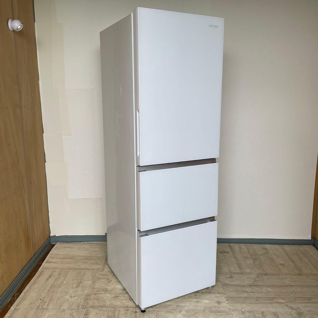 配送設置無料　YAMADA 大型冷蔵庫　319L 最新24年製　大容量