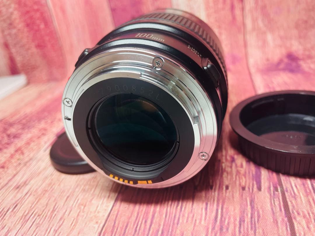 ケース付き Canon 100mm MACRO 1:2.8