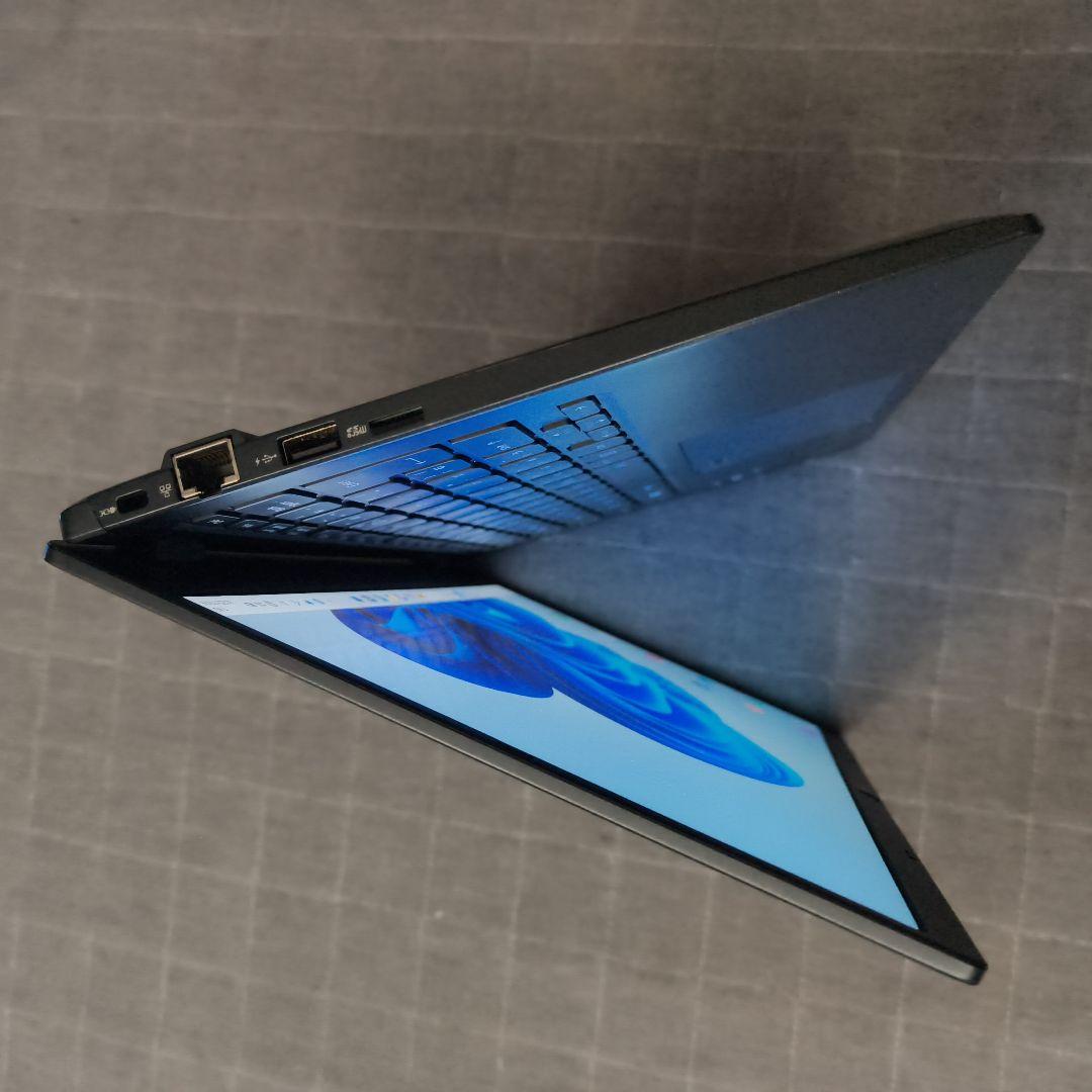 美品 Dynabook 超軽量 驚速 13世代i5 16GB 新品1TB 17