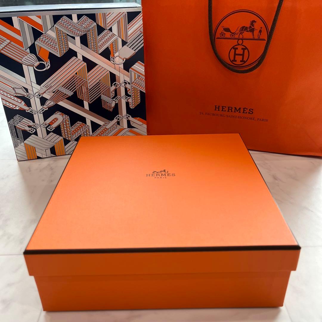 エルメス✨李氏の庭 オードトワレ 100ml ミニ香水　ボディローション　セット