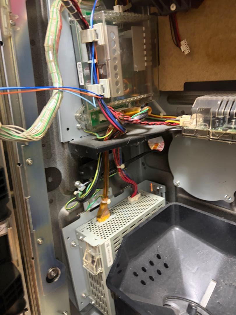 ミリオンゴット　神々の凱旋　自宅まで送料込み