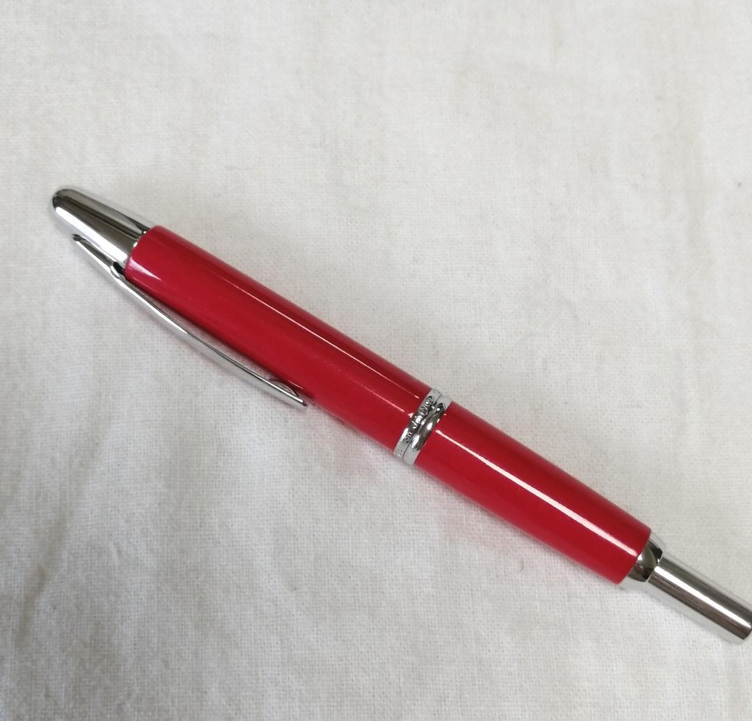 PILOT キャップレス 万年筆 限定カラー コーラルレッド <F>