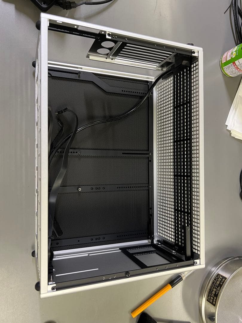 NCASE M1 EVO シルバー ITXケース