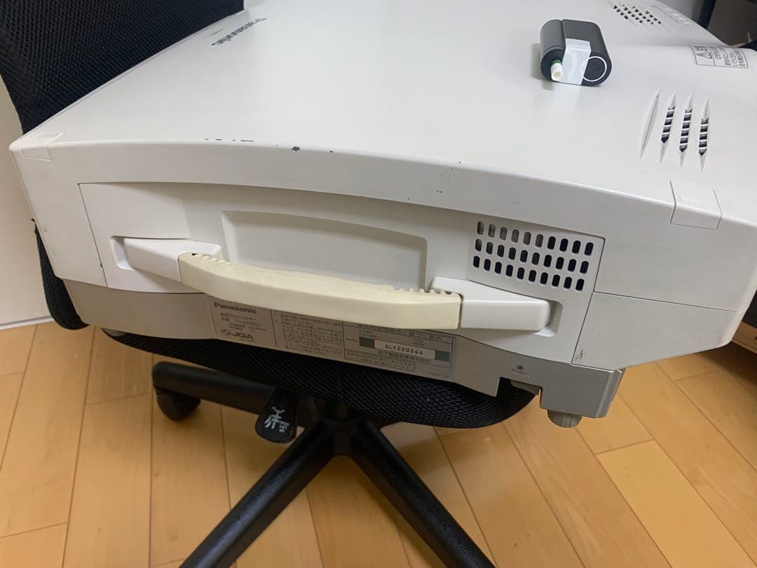 Panasonic プロジェクター TH-L6500J 中古品