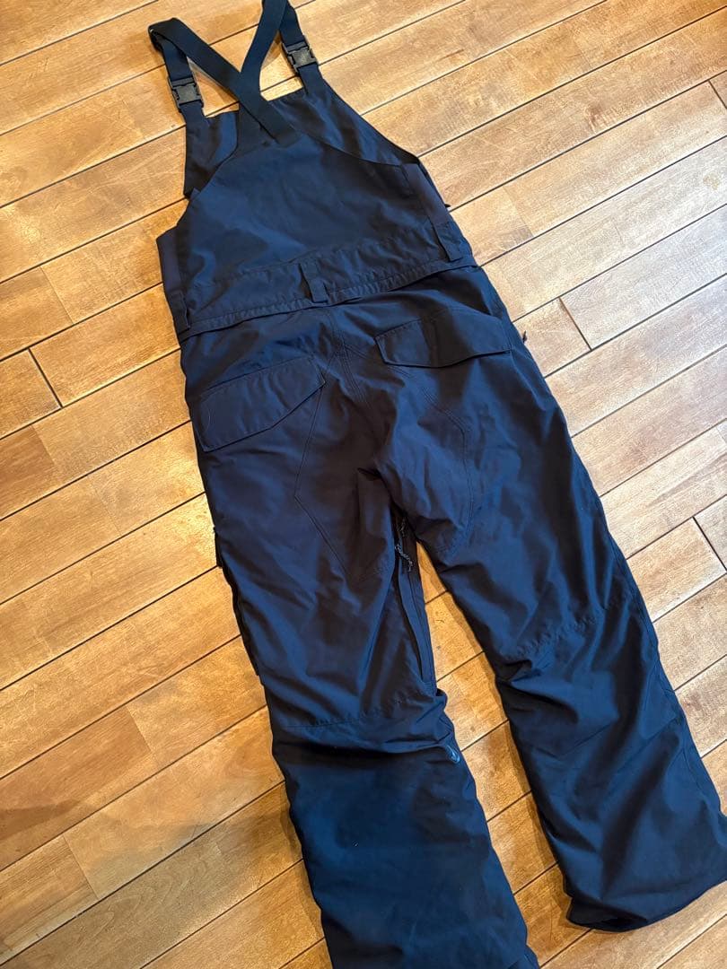 VOLCOM キッズ ビブパンツ　XLサイズ