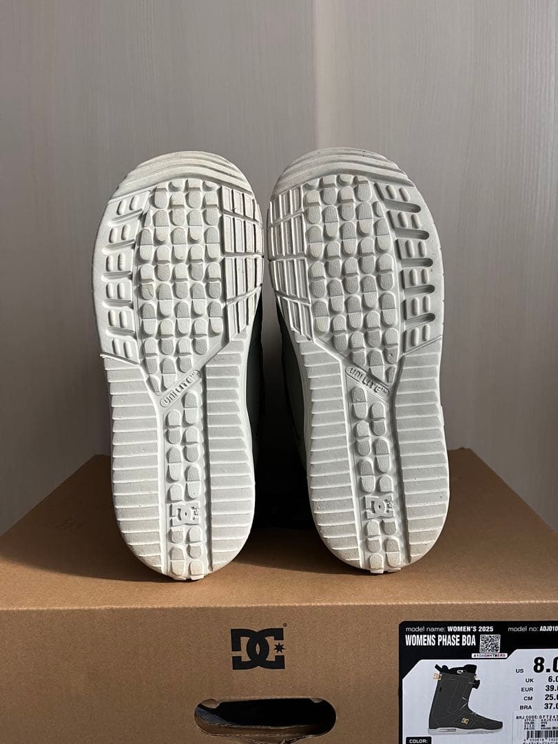 DC WOMENS PHASE BOA OVSウィメンズ フェーズボアスノーボー