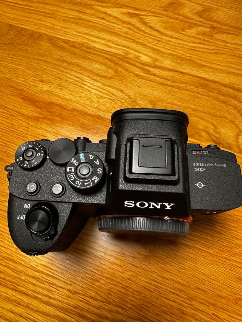 Sony α7RⅣ ミラーレスカメラ 本体 一部の傷除けば美品