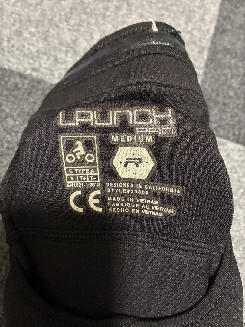 FOX エルボーガード　ニーガード