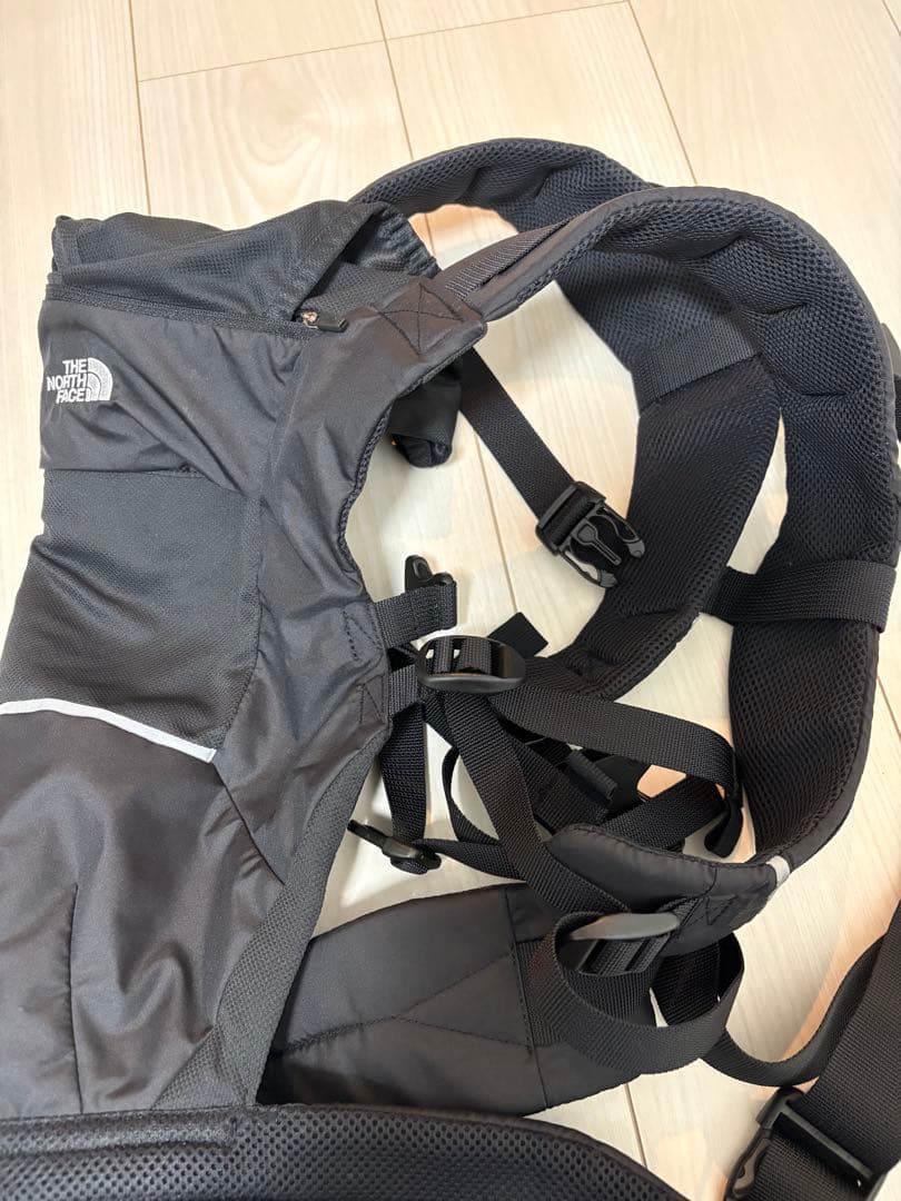THE NORTH FACE 抱っこひも 黒　ベビーキャリア