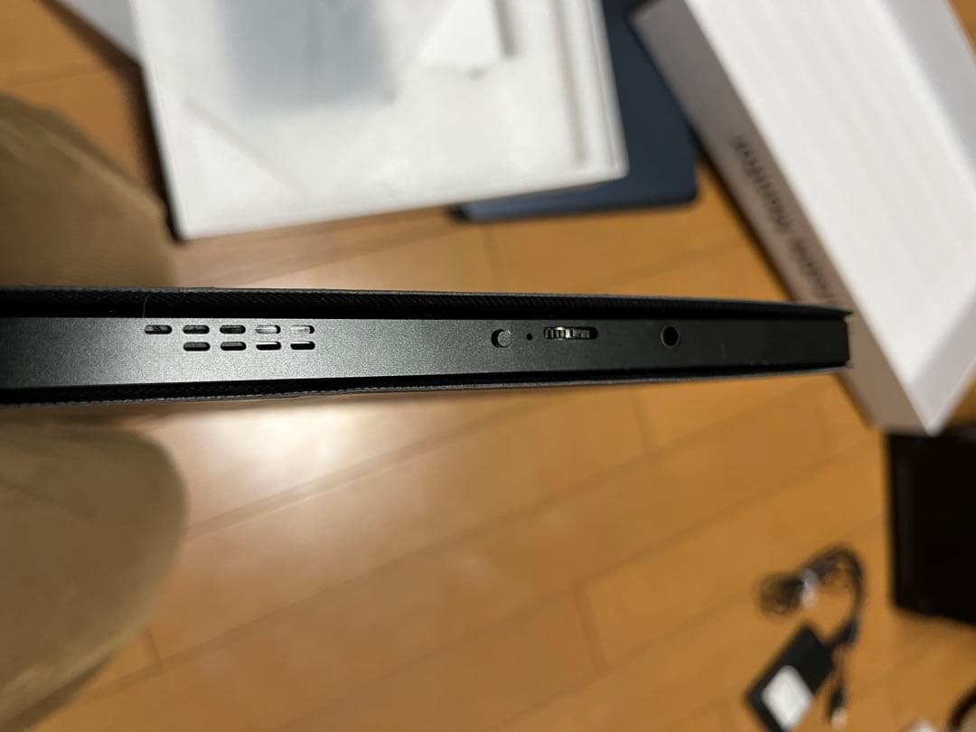 ポータブルモニター18.5インチtype-c一本給電&接続