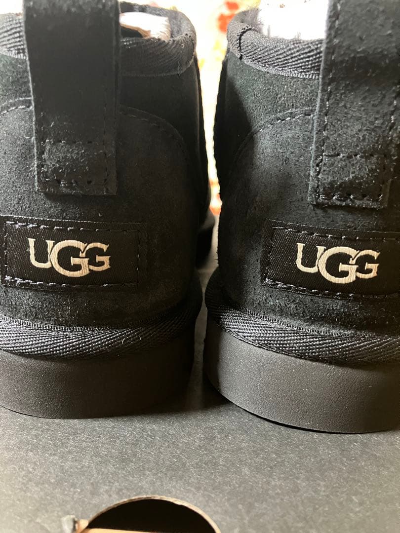 UGG クラシック ウルトラミニ ブラックムートンブーツ 25cm