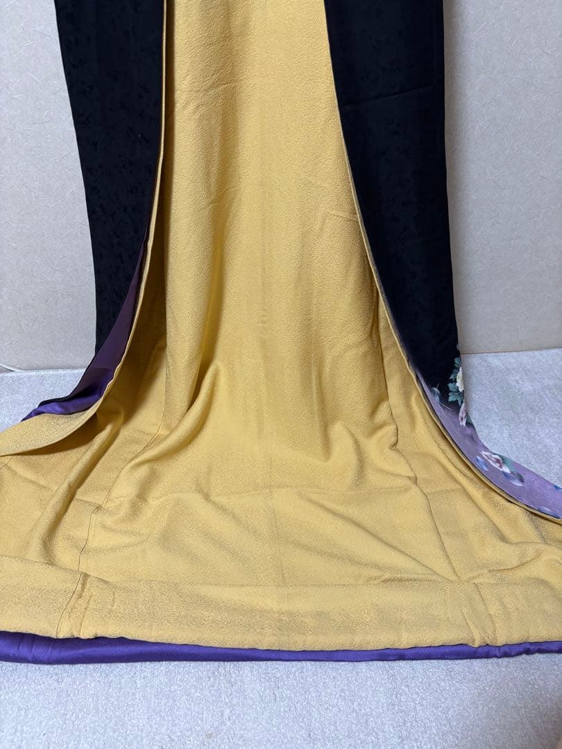 大衆演劇　黒と紫の花柄裾引き