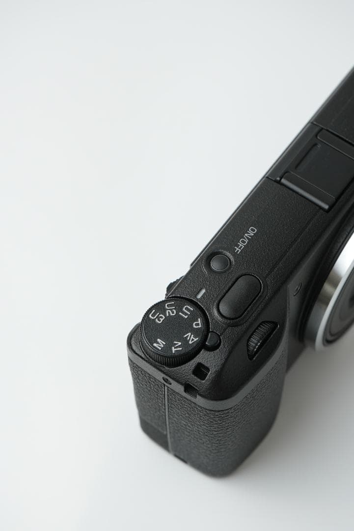 [極美品] [ショット数1,422] RICOH リコー GR III GR3