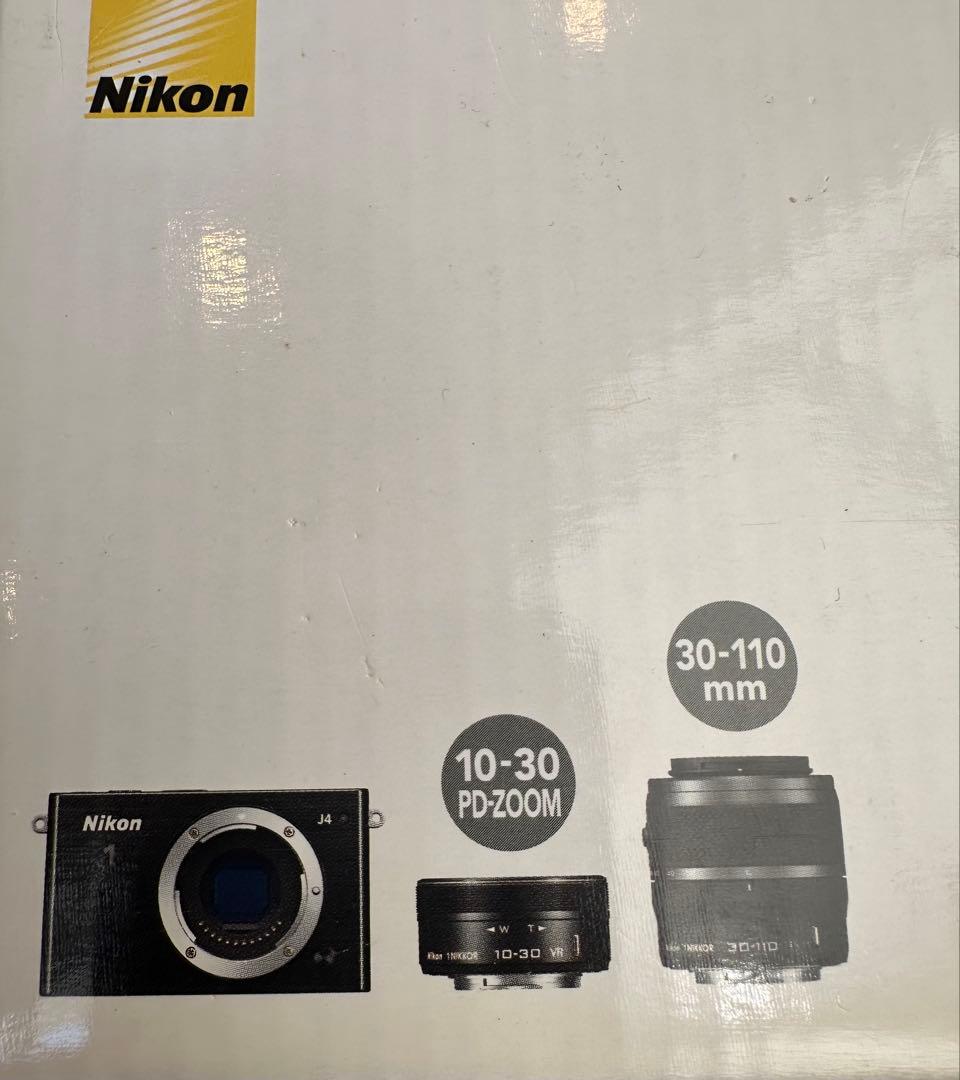 ニコン　ミラーレス一眼 Nikon 1 J4 ダブルズームキット ブラック